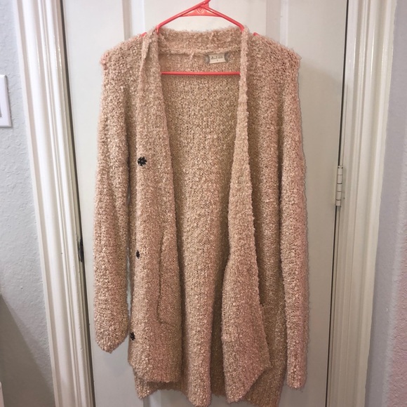 A long beige cardigan - Picture 1 of 6